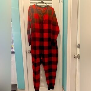 Plaid women’s Onesie Pajamas NWOT